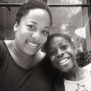 Meet your Posher, Raeshell